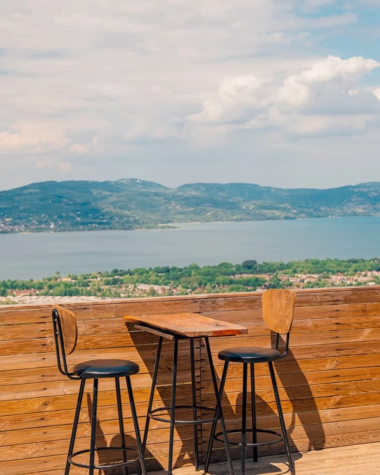 Villa Sapanca Lago – Göl Manzaralı 2+1 Özel Havuzlu & Jakuzili Villa — Sapanca, Sakarya