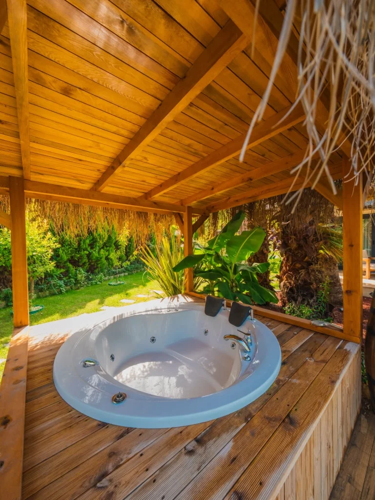 🏡 Villa Kırkpınar Lüks – Merkezi Konum, Isıtmalı Havuzlu Sapanca Villa — Sapanca, Sakarya