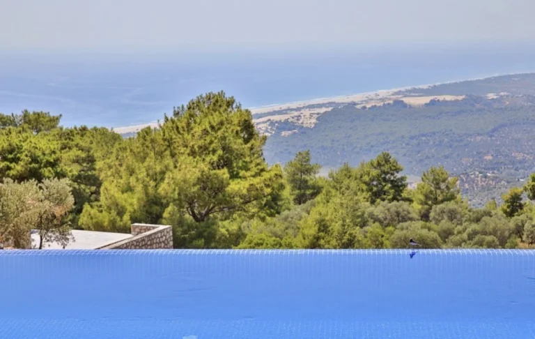 Villa Kızıl Güneş – Kalkan’da 3 Suit Odalı Lüks Deniz & Doğa Manzaralı Villa (6 Kişilik) — Kalkan, Kaş