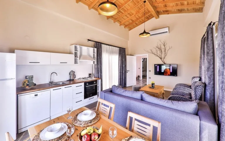 Villa Serenita – Kalkan’da 2 Yatak Odalı, 4 Kişilik Özel Havuzlu Doğa Villası — Kalkan, Kaş