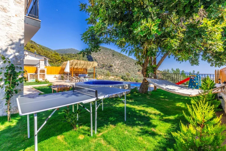 Villa Rose 3 – Kalkan Çavdır’da 2 Yatak Odalı, 4 Kişilik Muhafazakar Özel Havuzlu Villa — Kalkan, Kaş