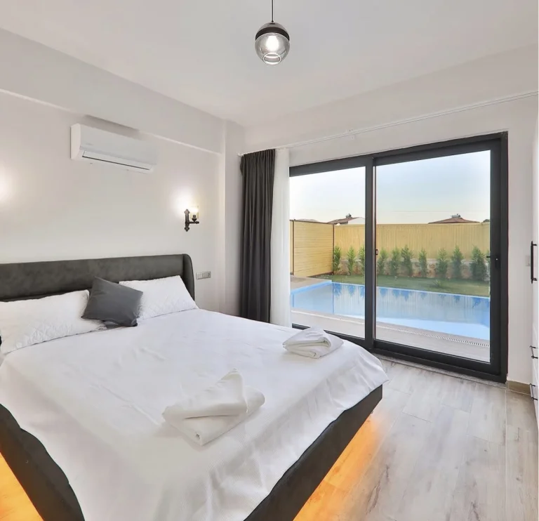 Kaş’ta 3 Yatak Odalı Korunaklı Lüks Villa | 6 Kişilik Muhteşem Tatil Fırsatı — Kaş, Antalya