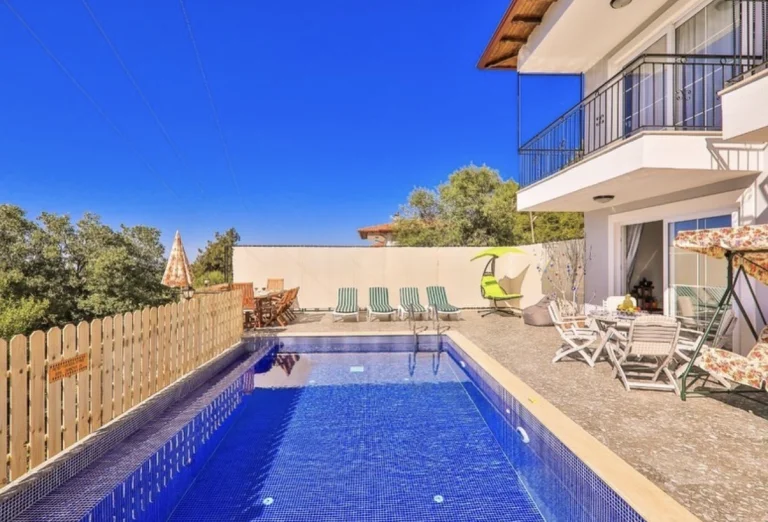 Villa Bozdağ | Kaş’ta Korunaklı Havuzlu Muhafazakar Lüks Villa — Kaş, Antalya