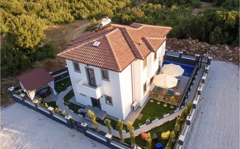 Villa Bulut | Kaş’ta Jakuzili Korunaklı Havuzlu Lüks Villa — Kaş, Antalya