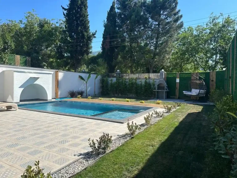 Sapanca Kırkpınar'da Huzurlu Doğada, Özel Havuzlu, Modern Bungalov — Sapanca, Sakarya