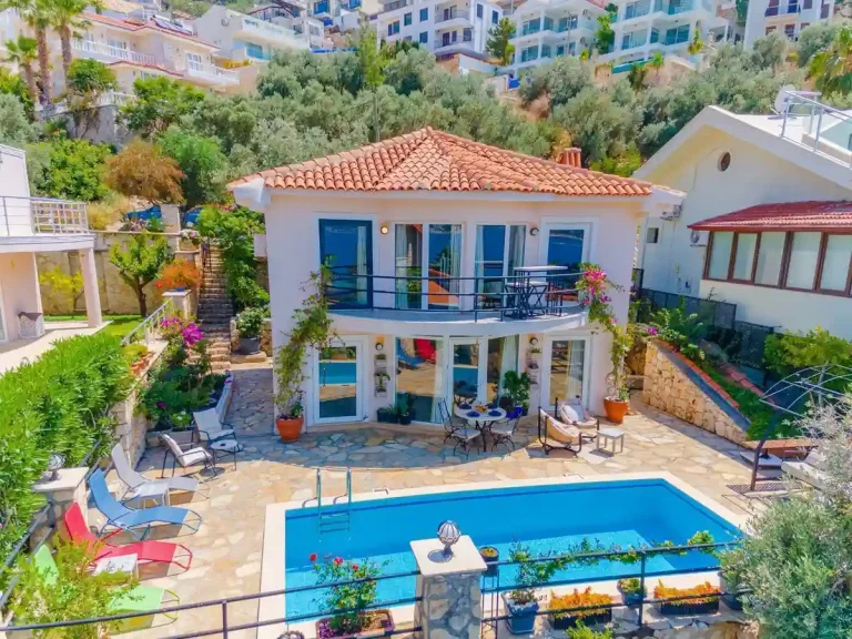 Villa Mercan | Kaş Kalkan Kışla’da Deniz Manzaralı, Özel Havuzlu Villa