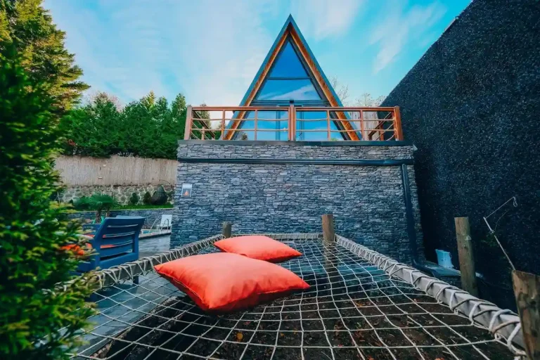Sapanca Memnuniye'de Kalabalık Ailelere Uygun, Jakuzili, Kiralık Bungalov — Sapanca, Sakarya
