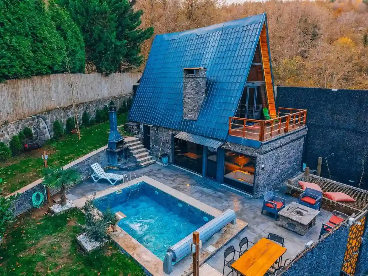 Sapanca Memnuniye'de Kalabalık Ailelere Uygun, Jakuzili, Kiralık Bungalov — Sapanca, Sakarya