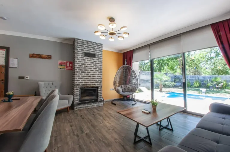Sapanca'da Rüstempaşa'da Doğa İçerisinde, Özel Havuzlu, Kiralık Bungalov — Sapanca, Sakarya