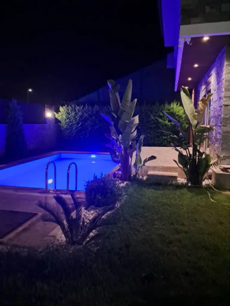 🏝️ Antalya Kemer’de Denize Yakın, Özel Havuzlu Lüks Villa (Sadece Aile) — Kemer, Antalya