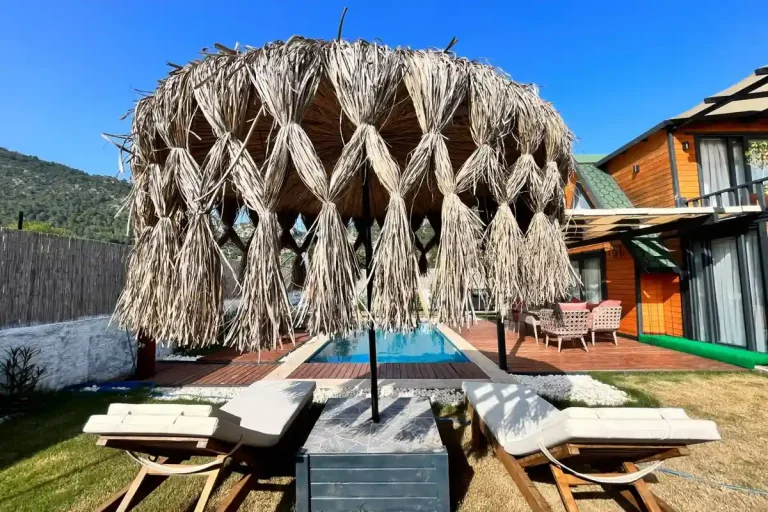 Fethiye Yeşilüzümlü'de Doğa Manzaralı, Özel Havuzlu, Kiralık Bungalov — Fethiye, Muğla