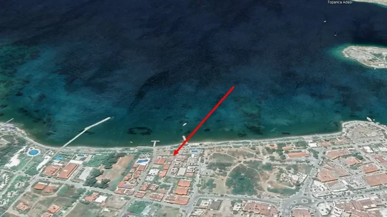 Datça İskele'de Denize Sıfır Konumda, Deniz Manzaralı, Kiralık Suit — Datça, Muğla