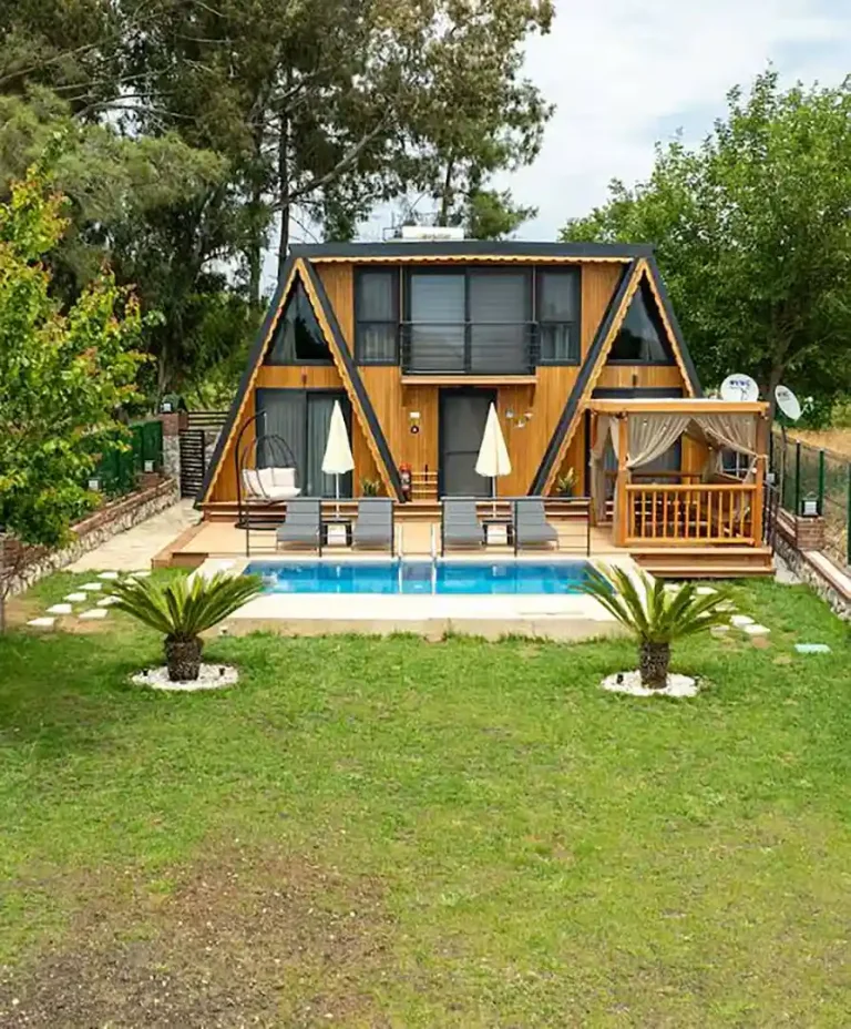 Marmaris Hisarönü'nde Doğa İle İç İçe, Özel Havuzlu, 3+1 Bungalov