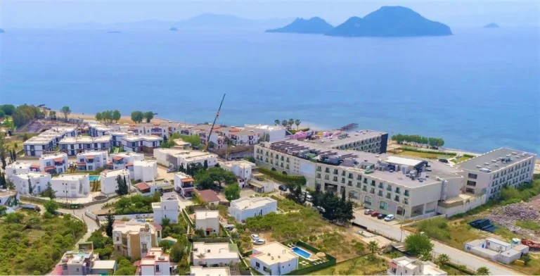 Muğla Bodrum'da Denize Yakın, Geniş Bahçeli, Lüks Kiralık Villa — Bodrum, Muğla