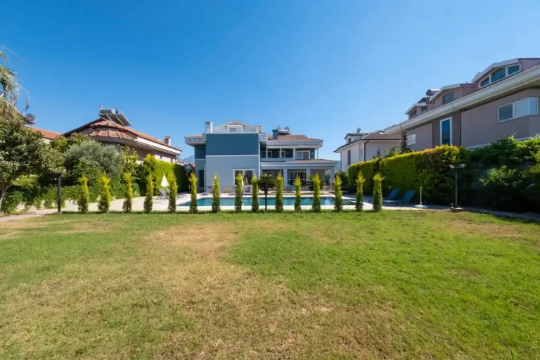 Fethiye Akarca'da Geniş Bahçeli, Özel Havuzlu, Kiralık Villa — Fethiye, Muğla