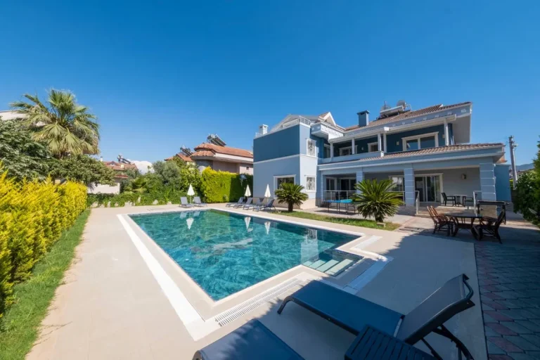 Fethiye Akarca'da Geniş Bahçeli, Özel Havuzlu, Kiralık Villa — Fethiye, Muğla