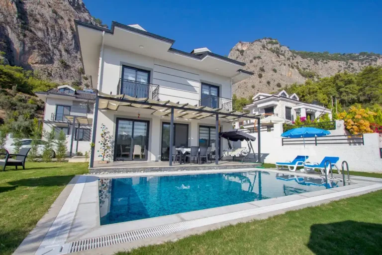 Fethiye Göcek'te Muhteşem Doğa İçerisinde, Özel Havuzlu, Lüks Villa — Fethiye, Muğla