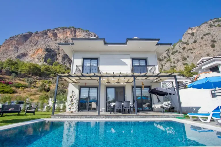Fethiye Göcek'te Muhteşem Doğa İçerisinde, Özel Havuzlu, Lüks Villa — Fethiye, Muğla