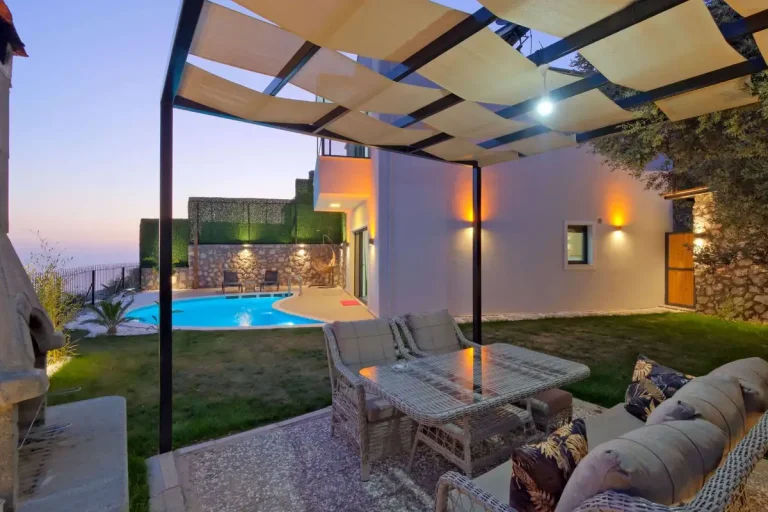 Fethiye Karaağaç'ta Balayı Çiftlerine Uygun, Özel Havuzlu, 1+1 Villa — Fethiye, Muğla