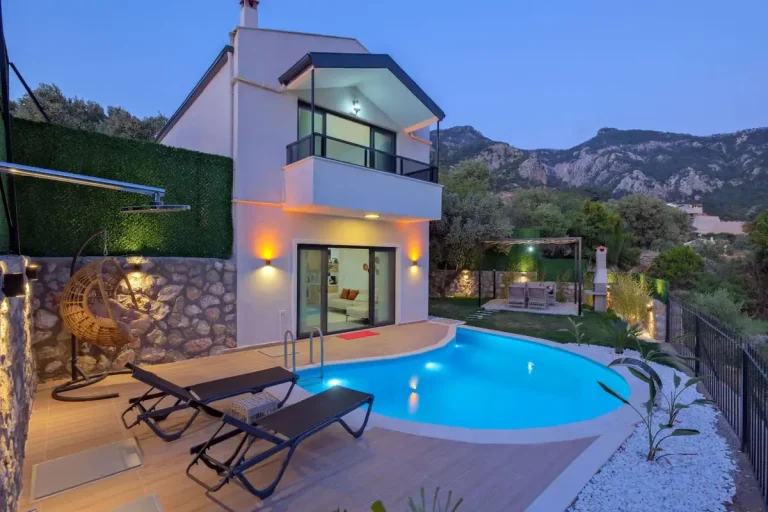 Fethiye Karaağaç'ta Balayı Çiftlerine Uygun, Özel Havuzlu, 1+1 Villa