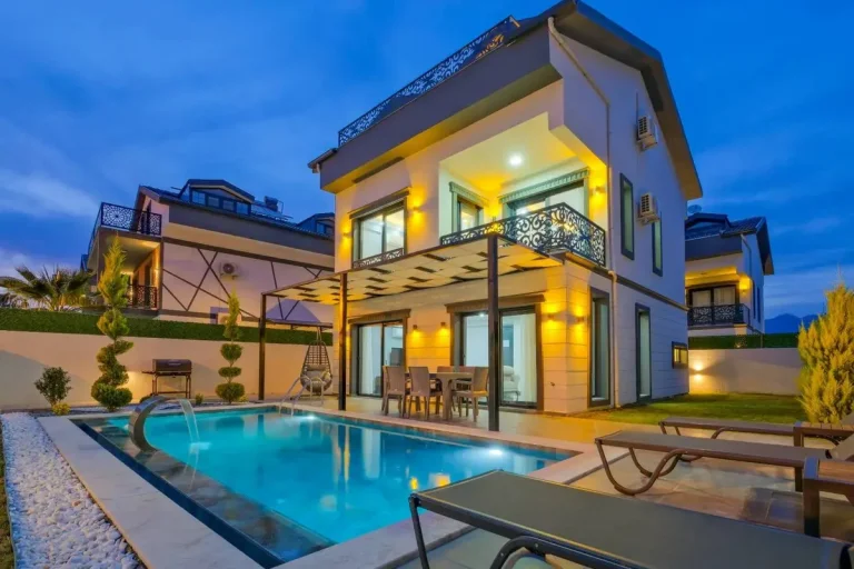 Muğla Seydikemer'de Geniş Ailelere Uygun, Özel Havuzlu, Kiralık Villa — Fethiye, Muğla